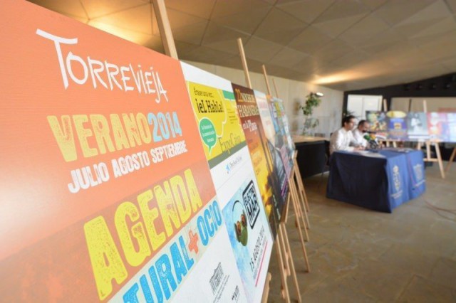 Presentación de la Agenda Cultural veraniega de Torrevieja