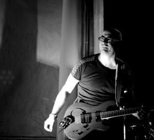 Entrevista a Jaime Helios, guitarrista y compositor alicantino en MÚSICA 