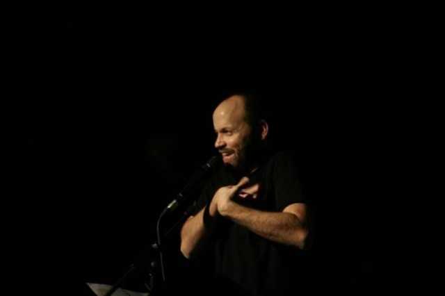 Actuación de Miguel Noguera en Clan Cabaret