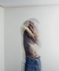 La exposición 'Broken Promise' de Leónidas Spinelli, inaugurada en Mistos en FOTOGRAFIA 