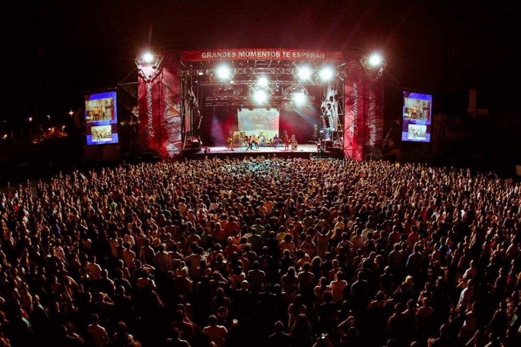 ¡Cumplimos un año! y lo celebramos sorteando un abono doble para el Low Festival en MÚSICA 