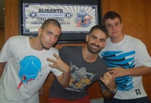 La final nacional de la Red Bull Batalla de los Gallos se libra en el Puerto de Alicante en MÚSICA 