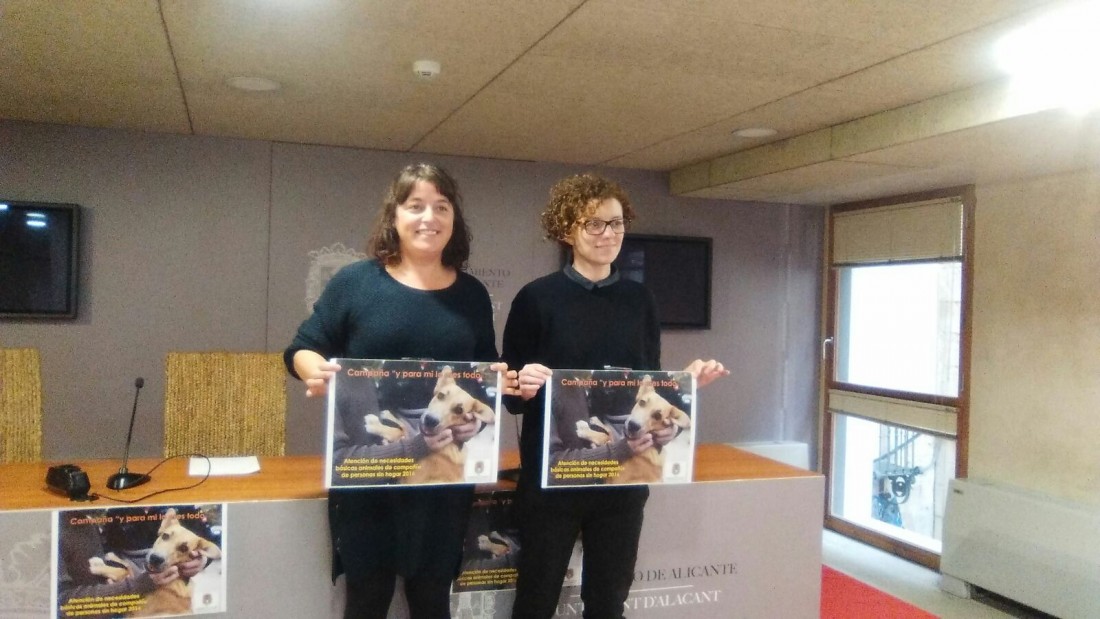 Protección Animal pone en marcha la campaña "Y para mí lo eres todo", dirigida a los animales de compañía de personas sin hogar en ESTILO DE VIDA 