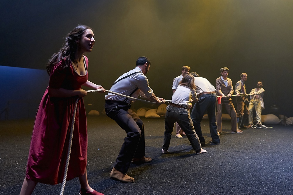 'El laberinto mágico' inicia su gira en el Teatro Principal de Alicante en ESCENA 