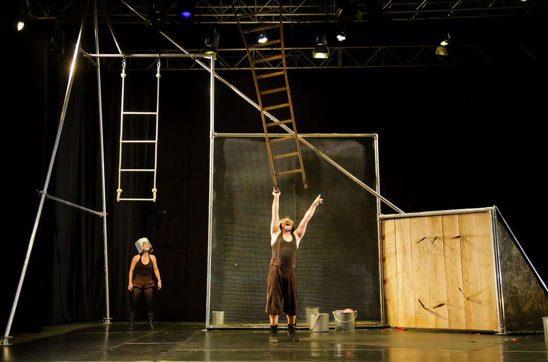 El teatro de La Zaranda y el circo de Maintomano, este fin de semana en el Teatre Arniches en ESCENA 