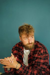 Sala Euterpe da la bienvenida a la primavera con la música de Merino, Luis Fercán y Reina Roja en MÚSICA 