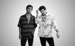 Sebastián Yatra, Luis Fonsi, Taburete y Lola Índigo protagonizan el cartel de Brilla Torrevieja en MÚSICA 