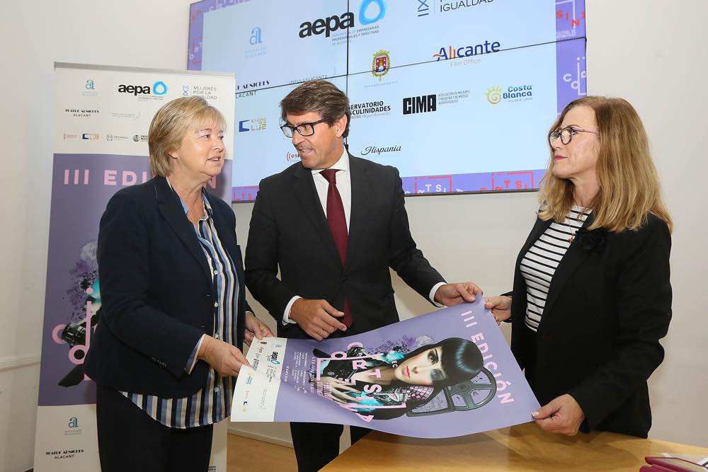 La Diputación respalda el Festival de Cortos Helena Cortesina que reivindica el papel de la mujer en el cine en CINE DESTACADOS