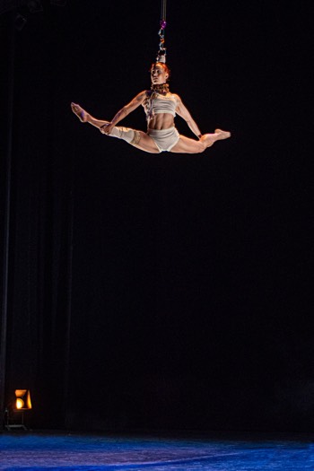 Blues de altura, un musical, teatro y circo, esta semana en el Principal en DESTACADOS ESCENA