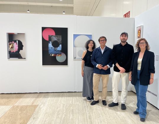 Eva Mauricio gana los EAC 2025 con la instalación 'Sentar la cabeza' en ARTE DESTACADOS 