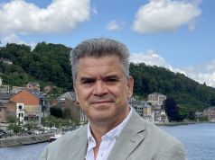 Los emojis, bajo la lupa de la pragmática: Francisco Yus publica la primera obra que los estudia como claves del discurso digital