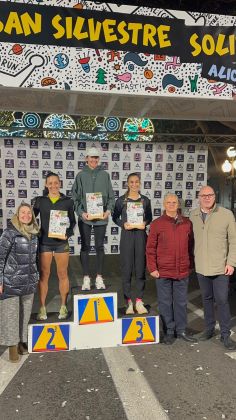 Deporte, disfraces y solidaridad: Alicante vive una San Silvestre multitudinaria en DEPORTE DESTACADOS 